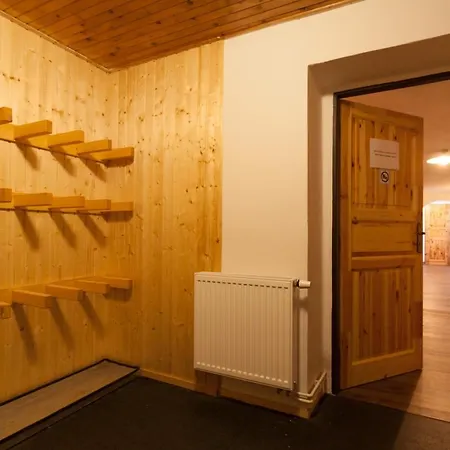 Chalet Sport Burany *